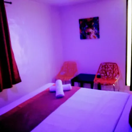 Halfway House Hostel Mactan Cebu Airport Lapu-Lapu City Exterior photo