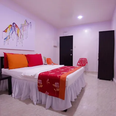 Halfway House Hostel Mactan Cebu Airport Lapu-Lapu City Exterior photo
